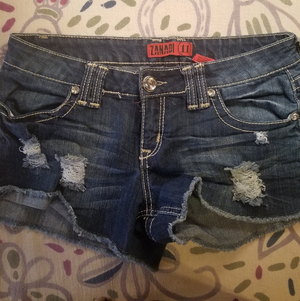 Cute short shorts
